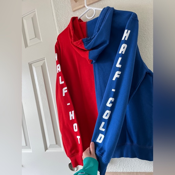 Todoroki Hot Topic hoodie - Picture 3 of 11